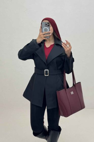 ترنچ کت سانتانا پشت چتری