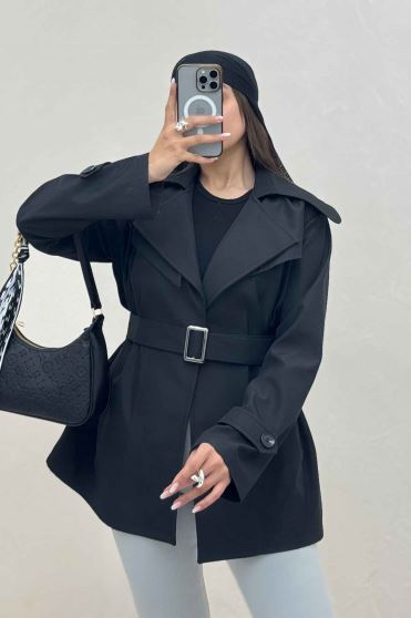 ترنچ کت سانتانا پشت چتری