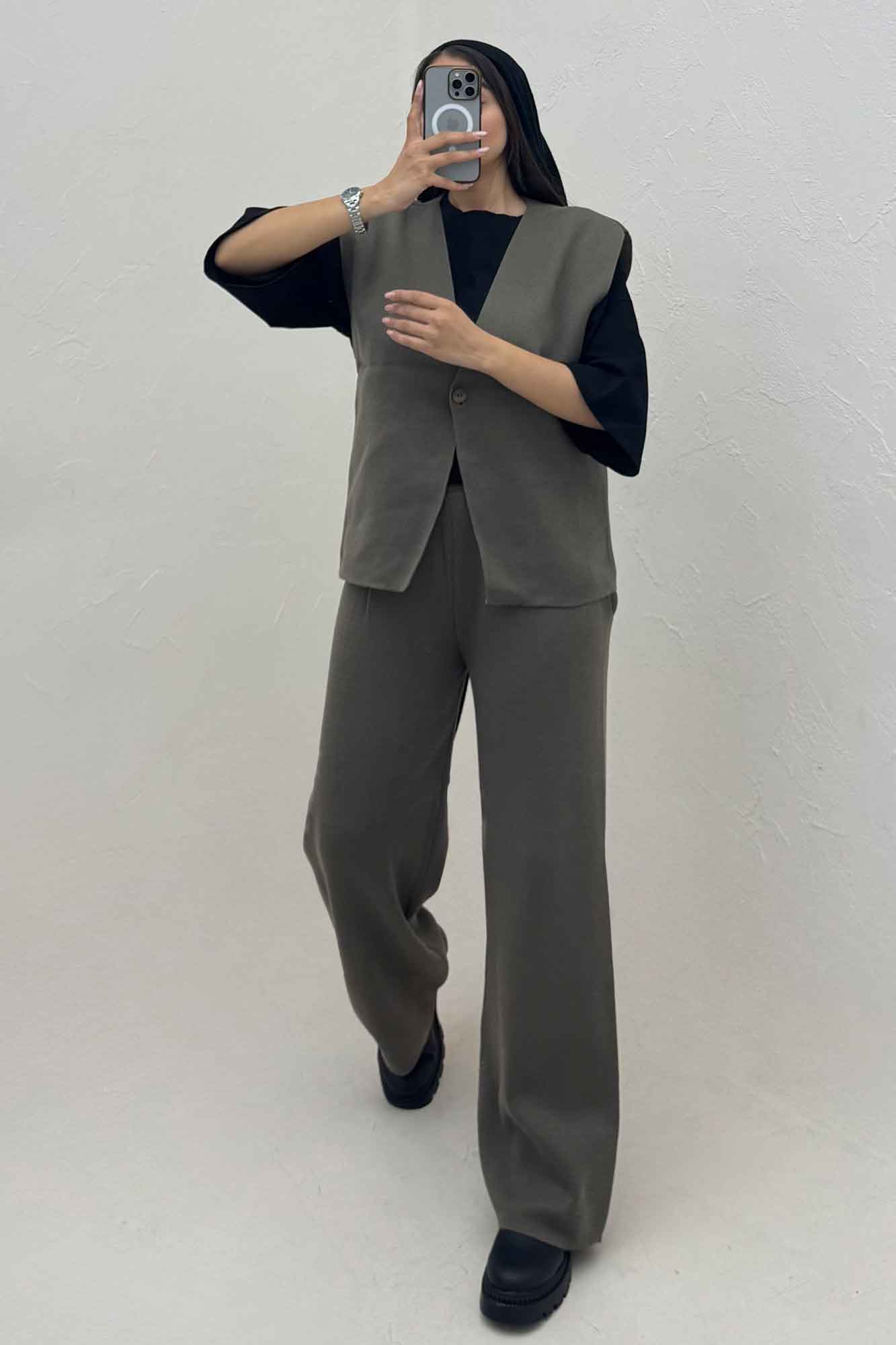 ست ژیله و شلوار بافت تک دکمه