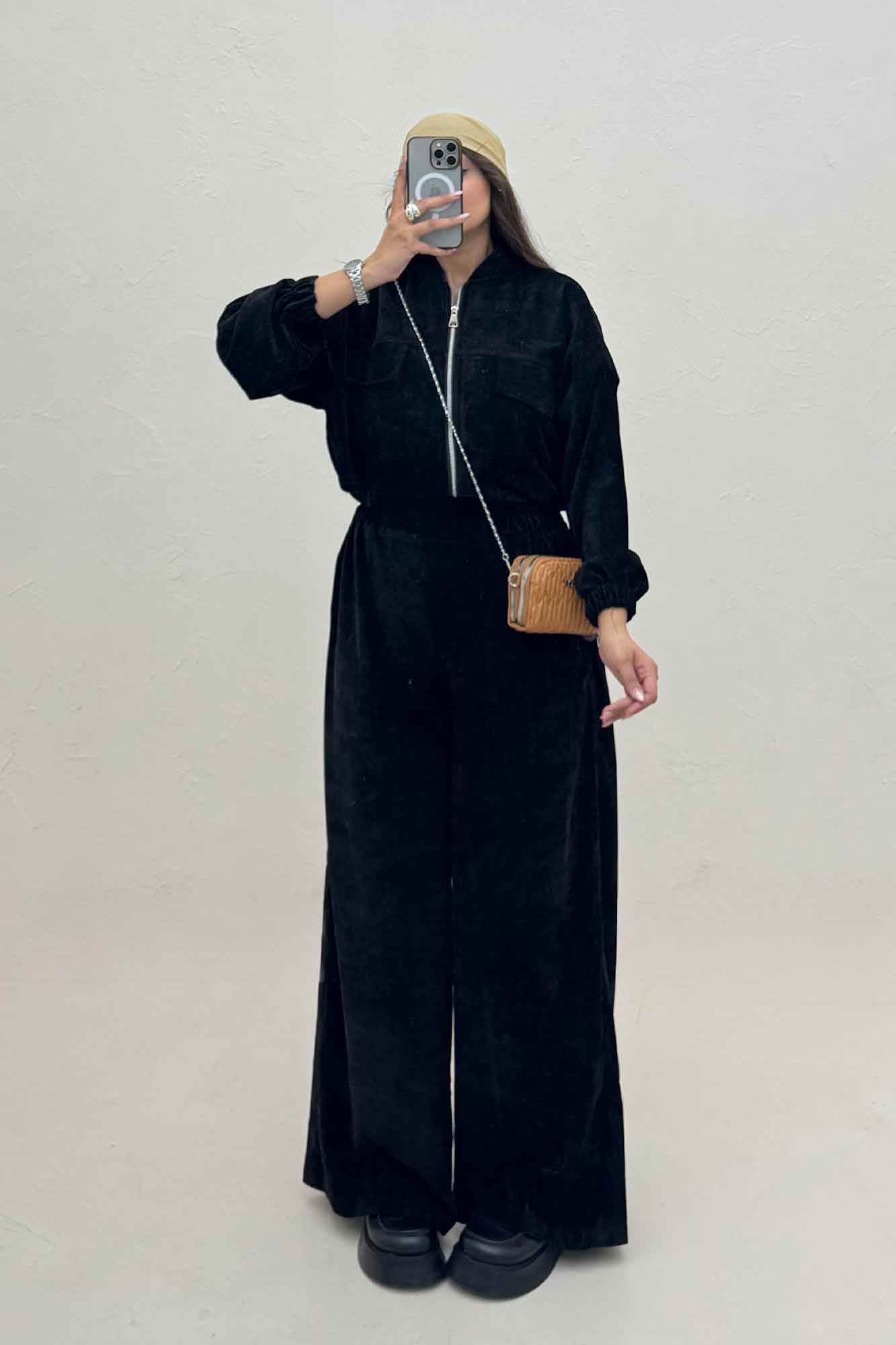 ست سویشرت و شلوار مخمل اویشو