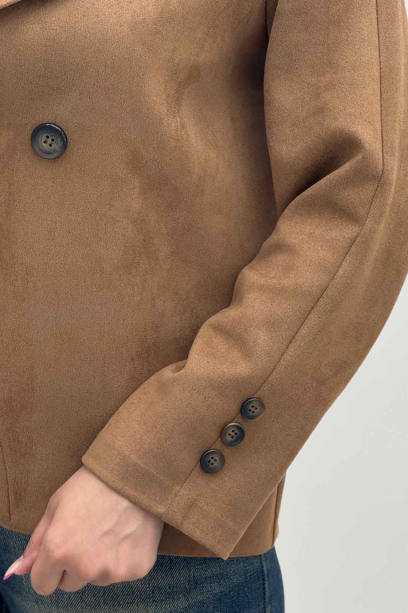 کت سوییت دو دکمه پایین هفتی