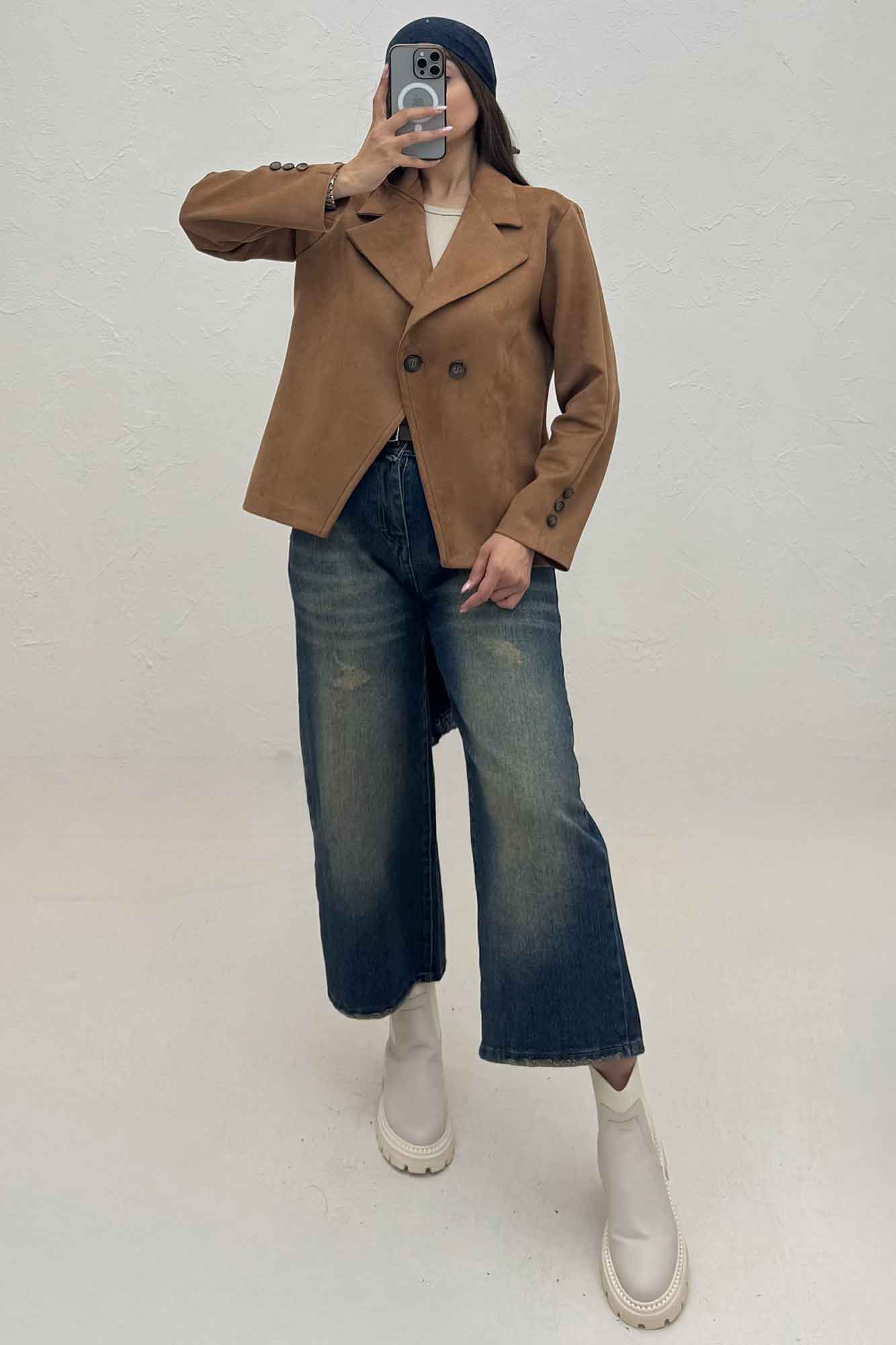 کت سوییت دو دکمه پایین هفتی