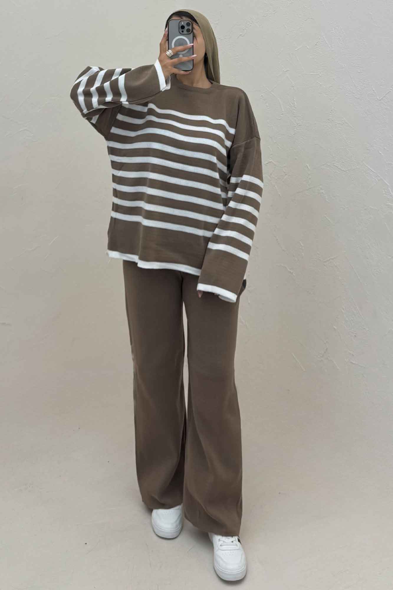 ست دورس و شلوار بافت خط پهن