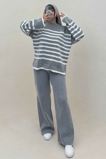 ست دورس و شلوار بافت خط ریز