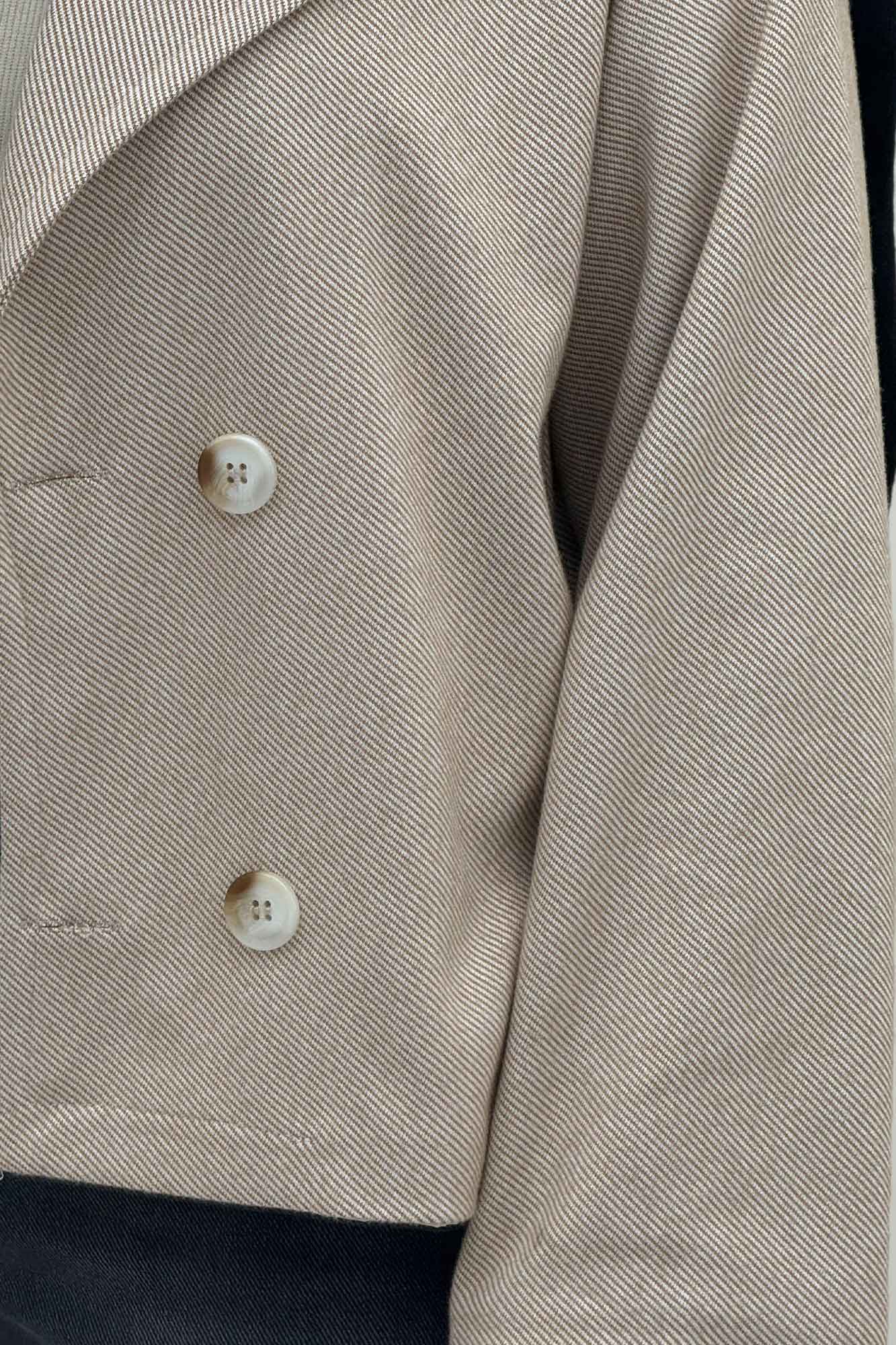 کت آستردار فوتر کجراه چهار دکمه نوبو