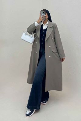 مانتو بلند بزیاق پشت چاکدار