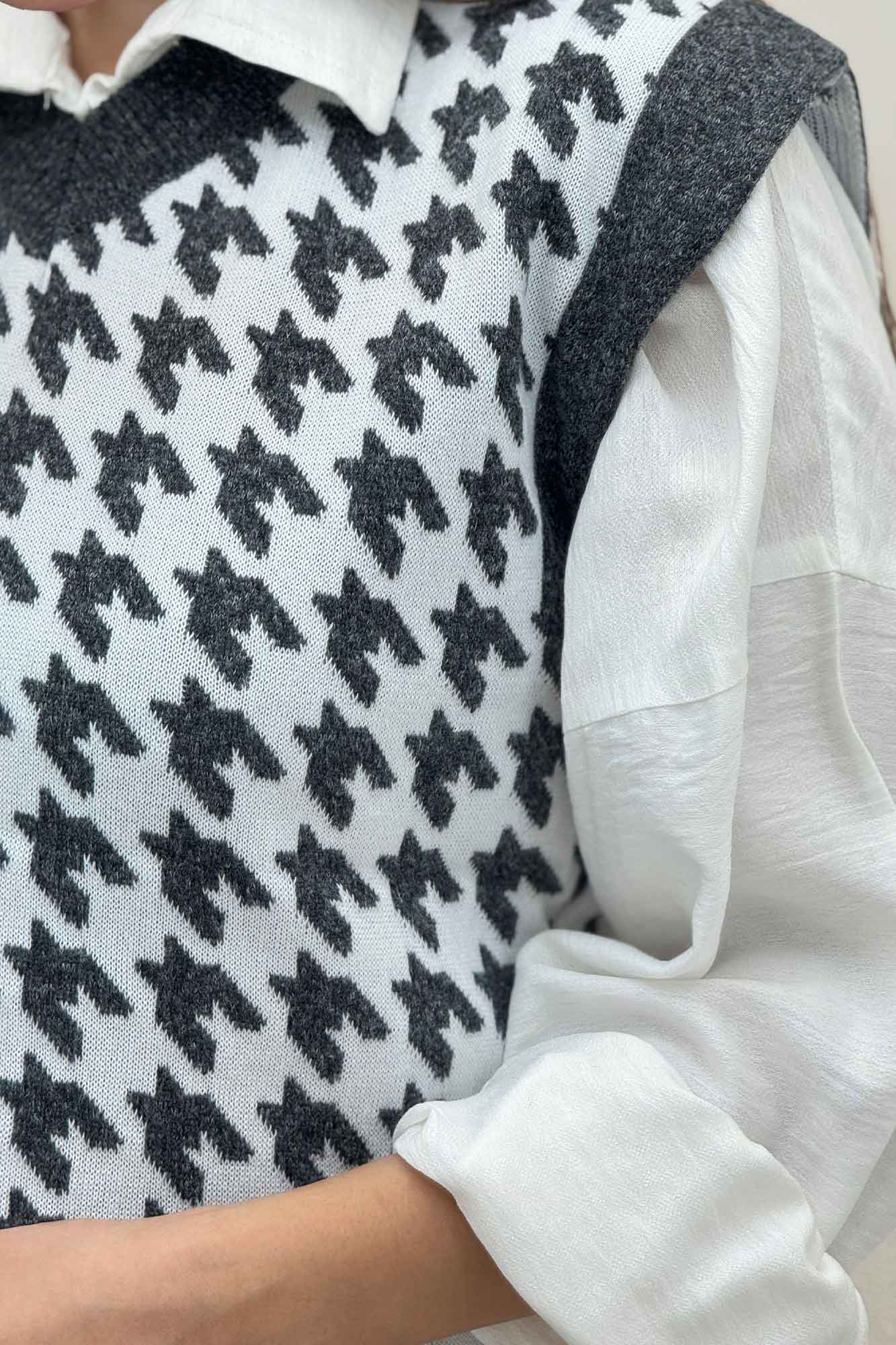 ژیله بافت یقه هفت پیچازی