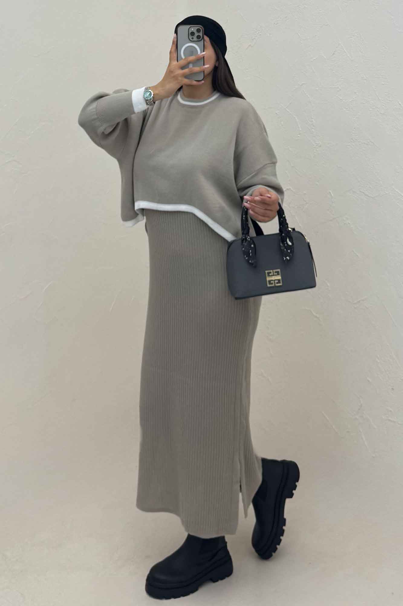 ست ساحلی و رویه بافت لبه سفید