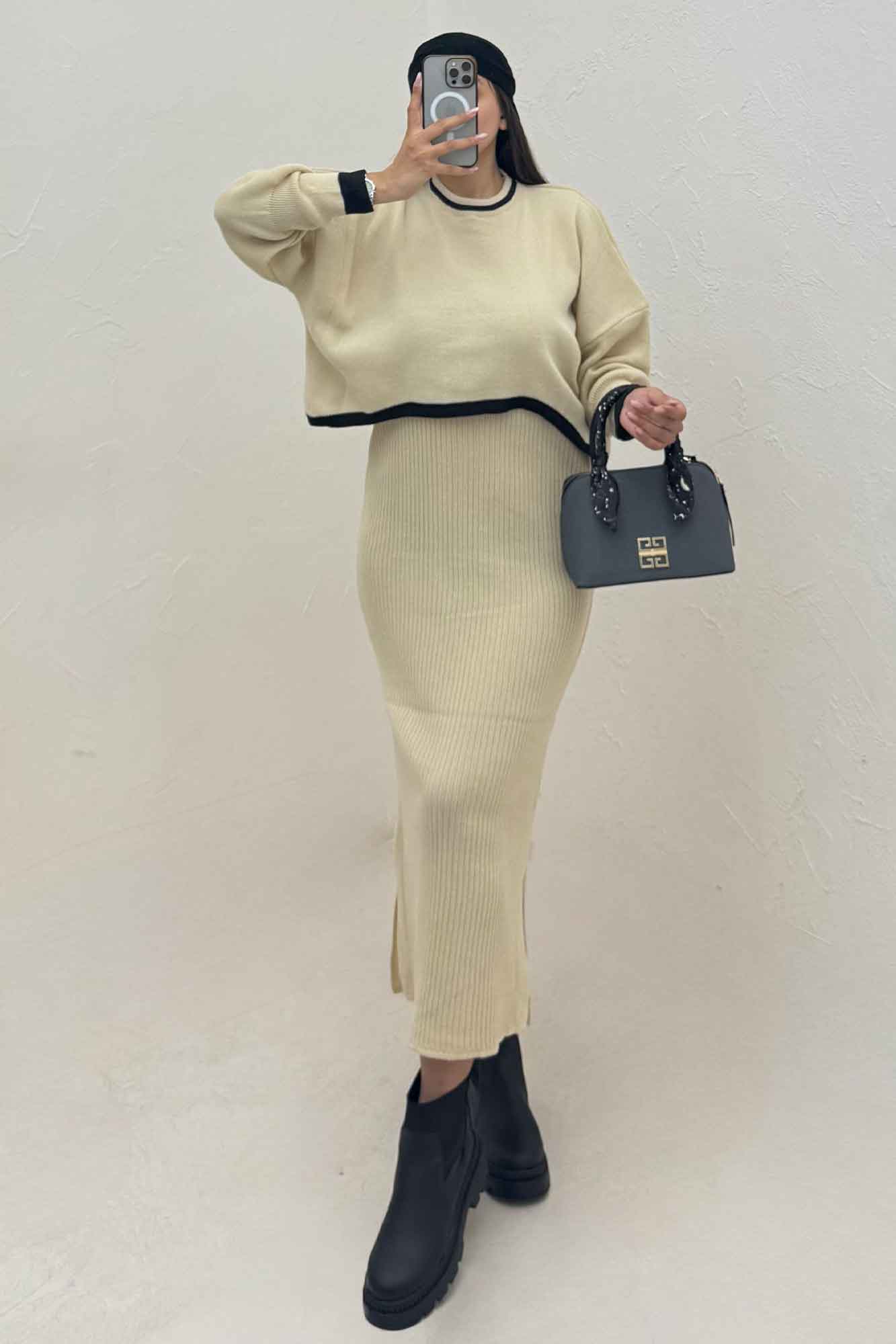 ست ساحلی و رویه بافت لبه سفید