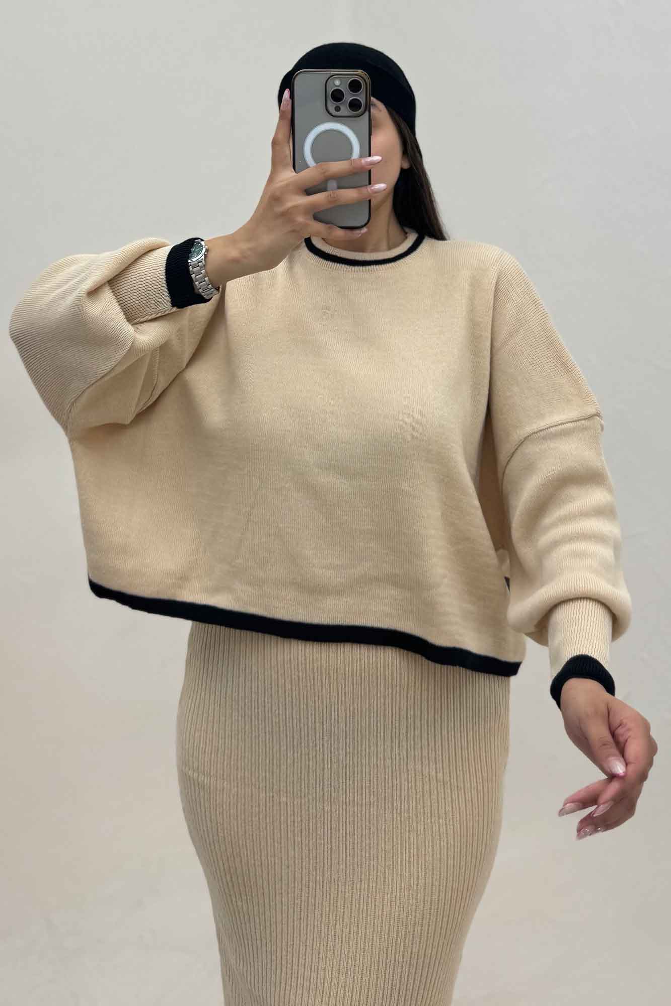 ست ساحلی و رویه بافت لبه سفید