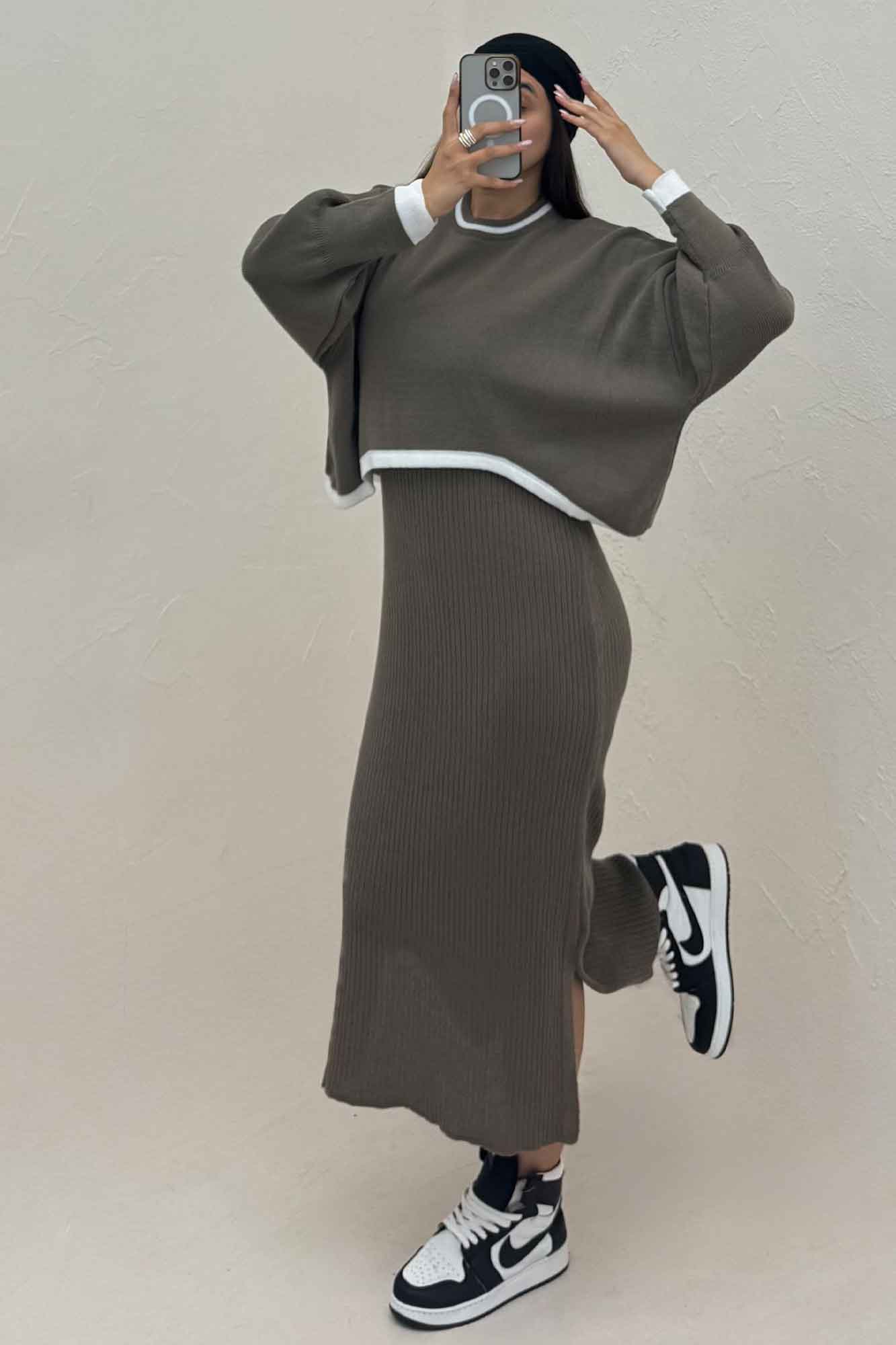 ست ساحلی و رویه بافت لبه سفید