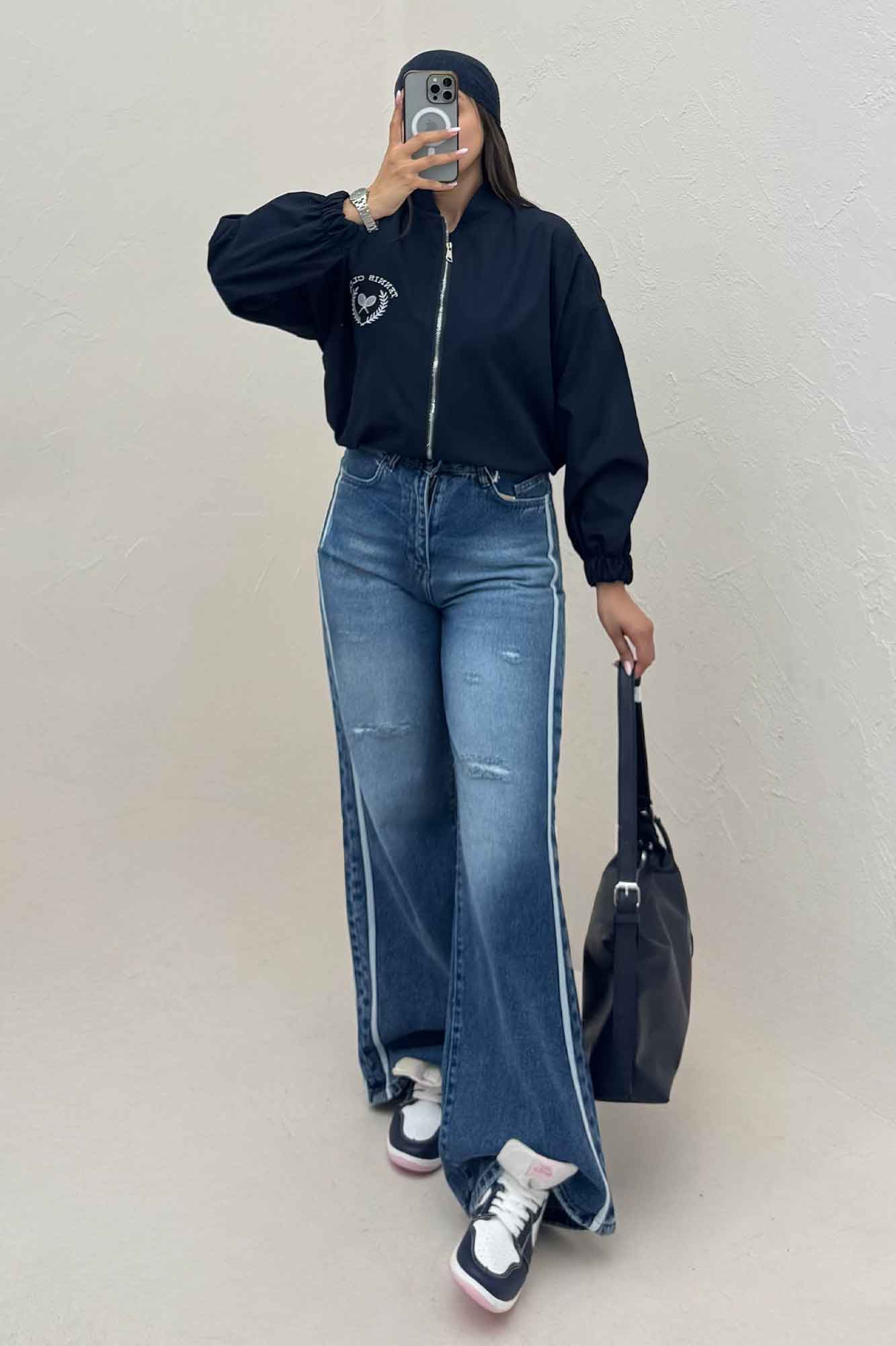 بامبر پارکا پشت گلدوزی تنیس