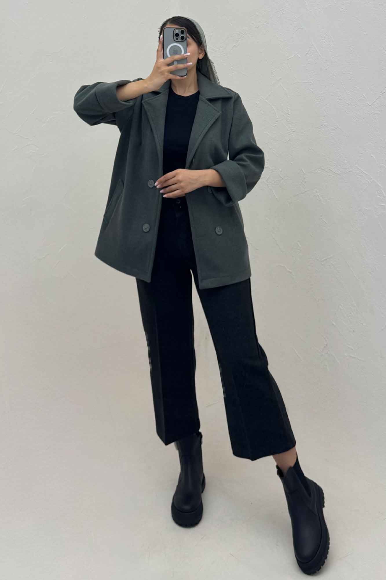 پالتو یقه انگلیسی چهار دکمه فوتر LOOK