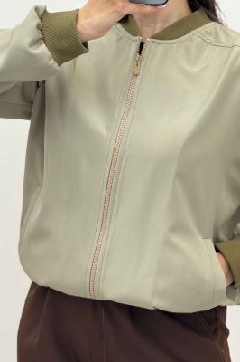 بامبر جکت سانتانا