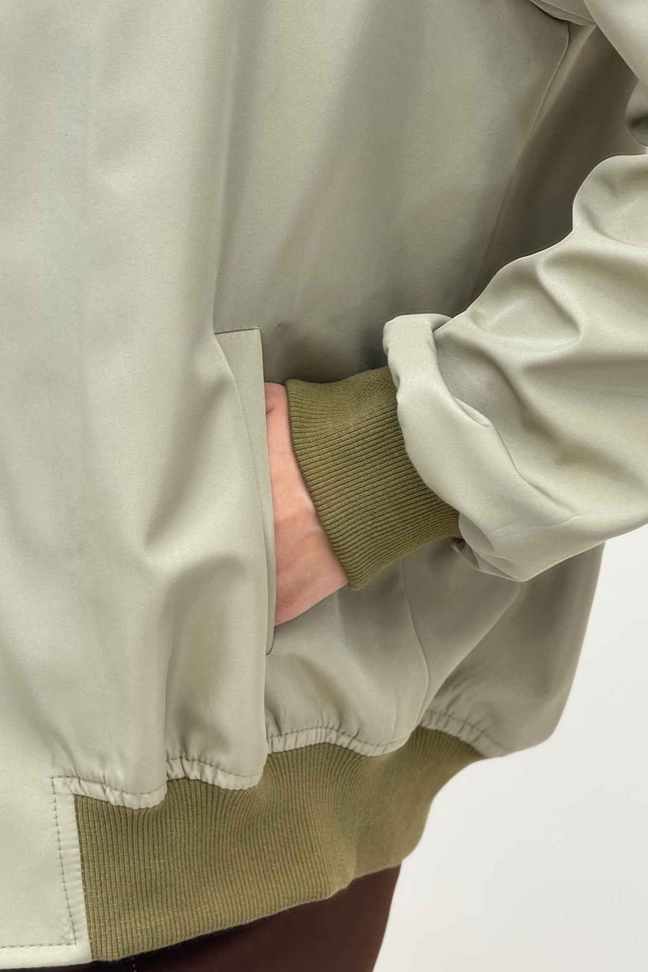 بامبر جکت سانتانا