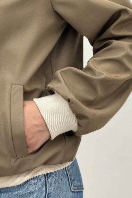 بامبر جکت سانتانا