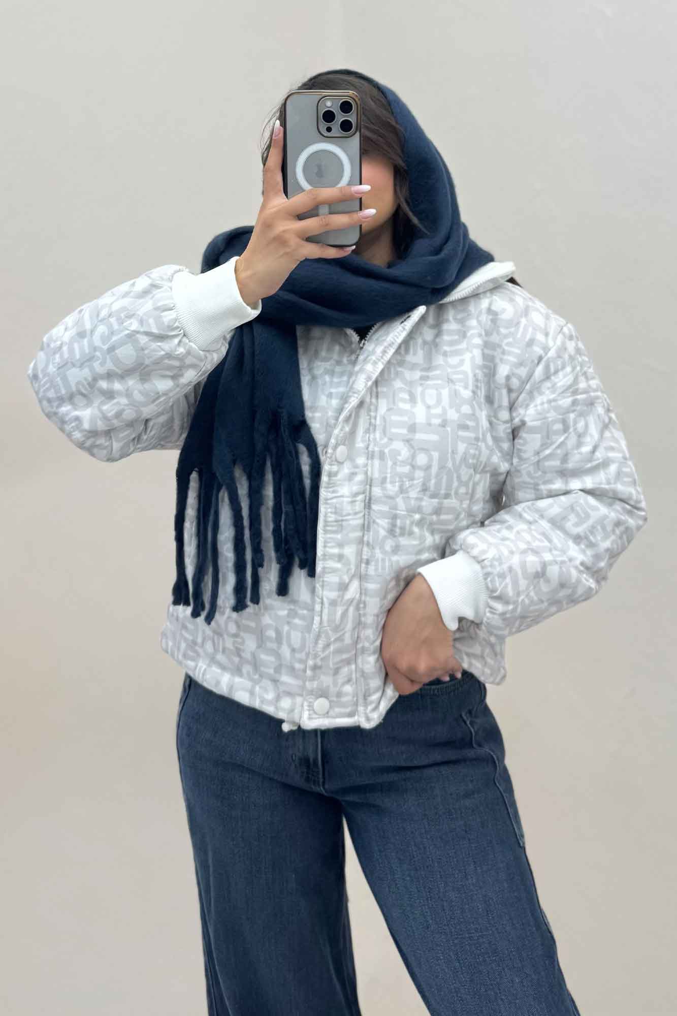 کاپشن طرحدار مچ کش کد 438