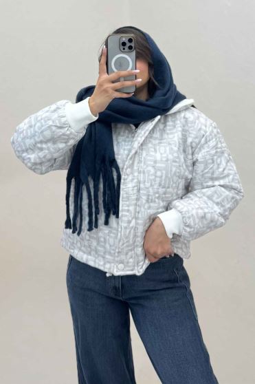 کاپشن طرحدار مچ کش کد 438