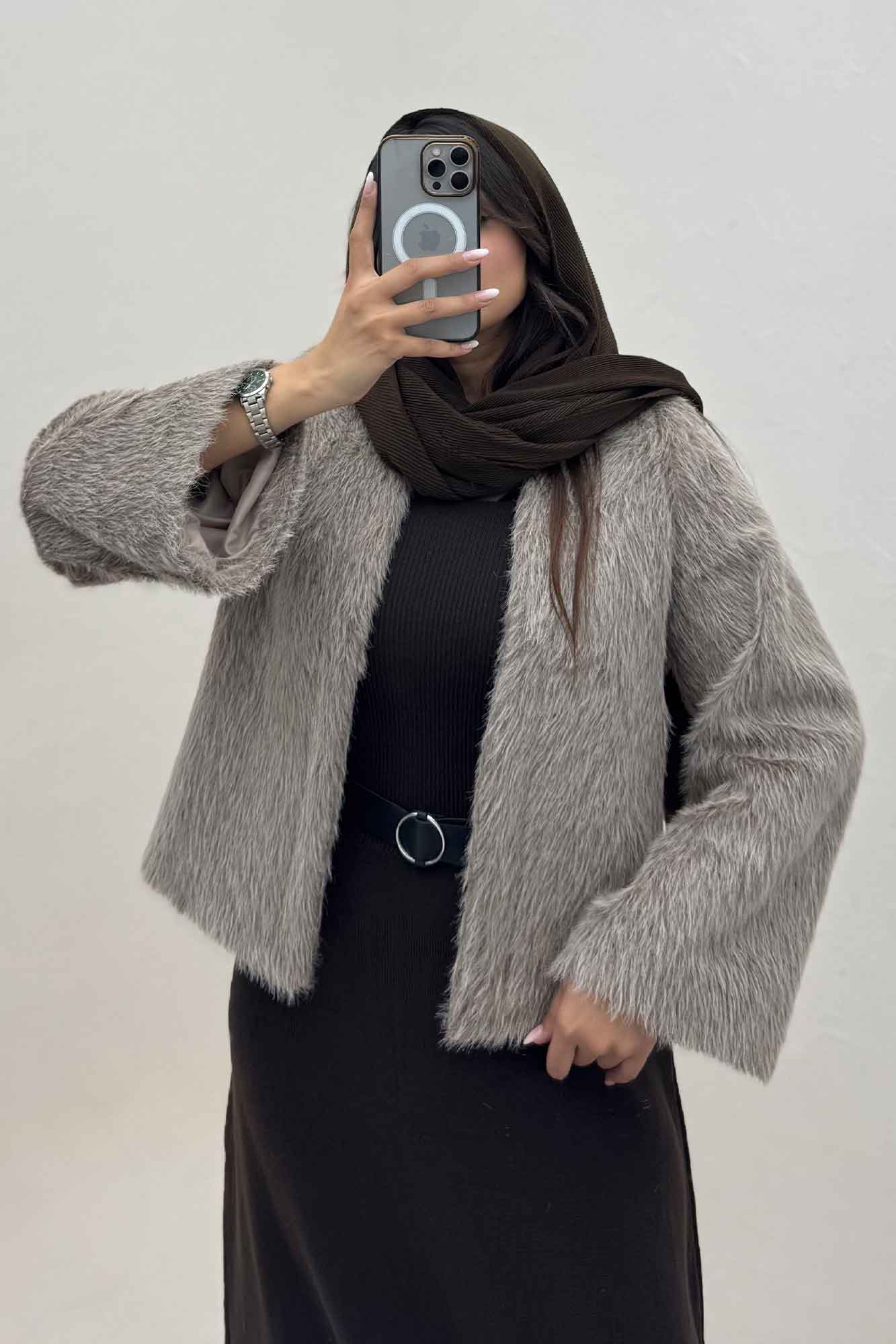 کت خز کوتاه آستردار