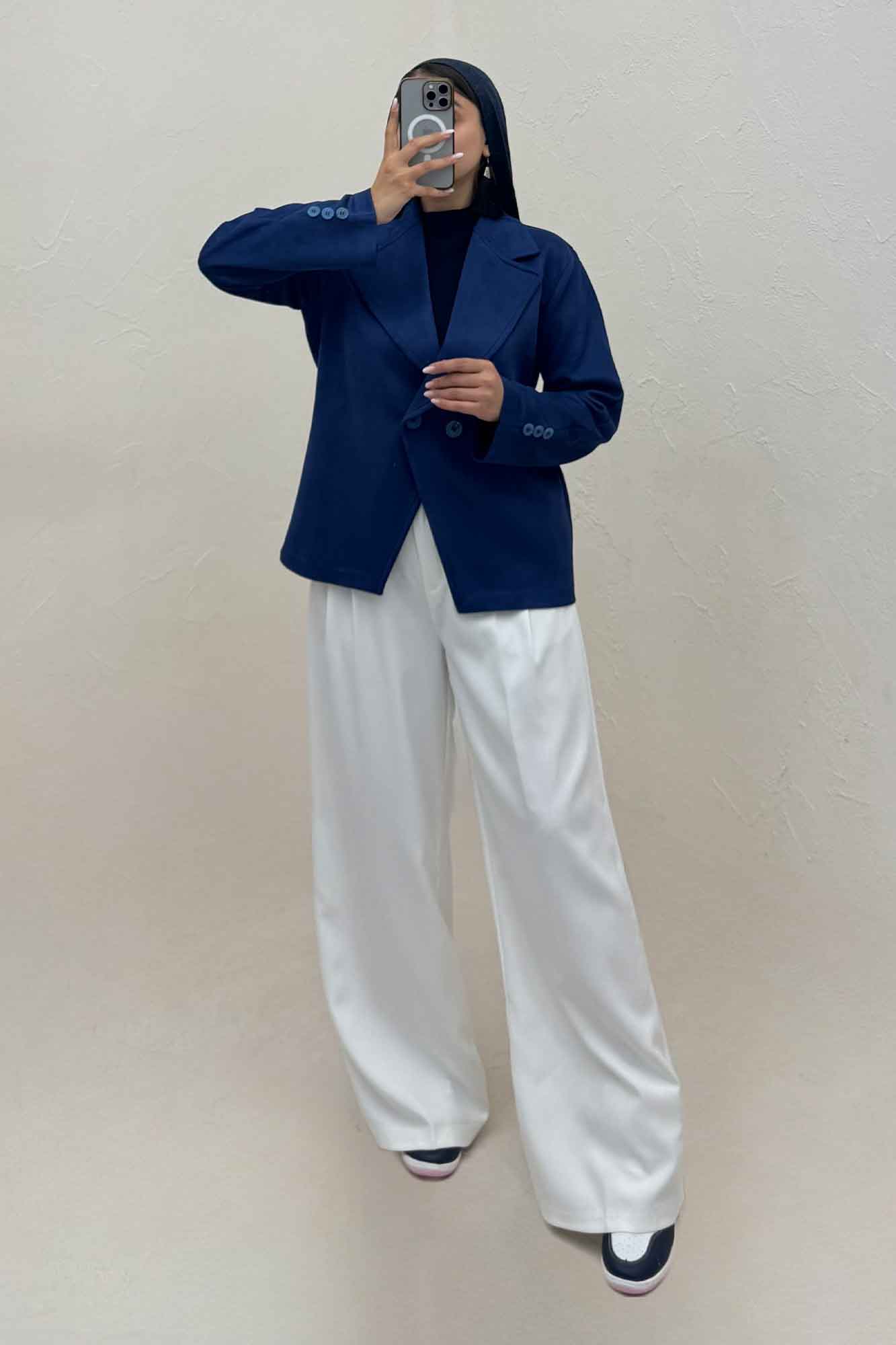 کت سوییت دو دکمه پایین هفتی