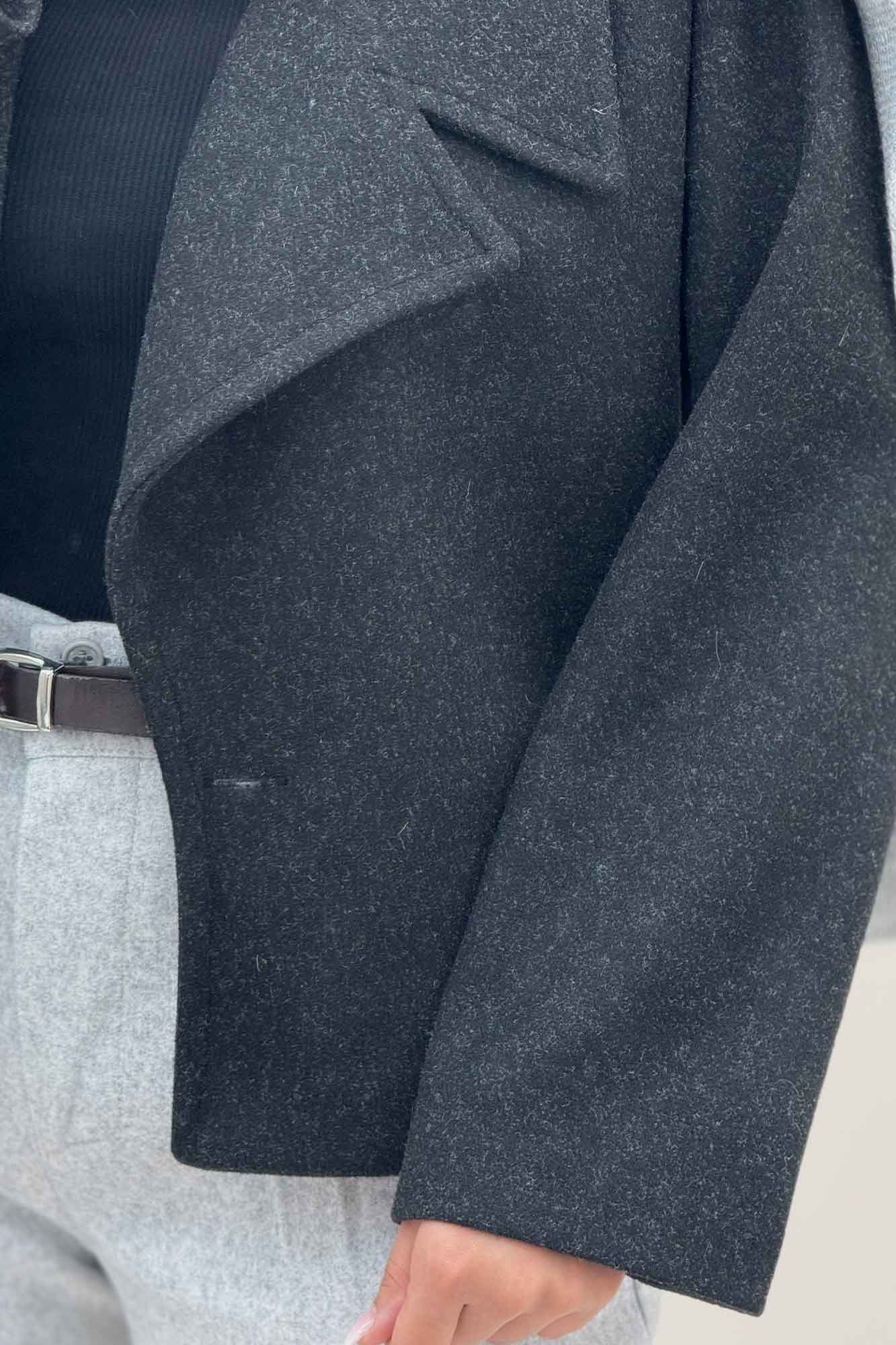 کت فوتر تک دکمه اسپات