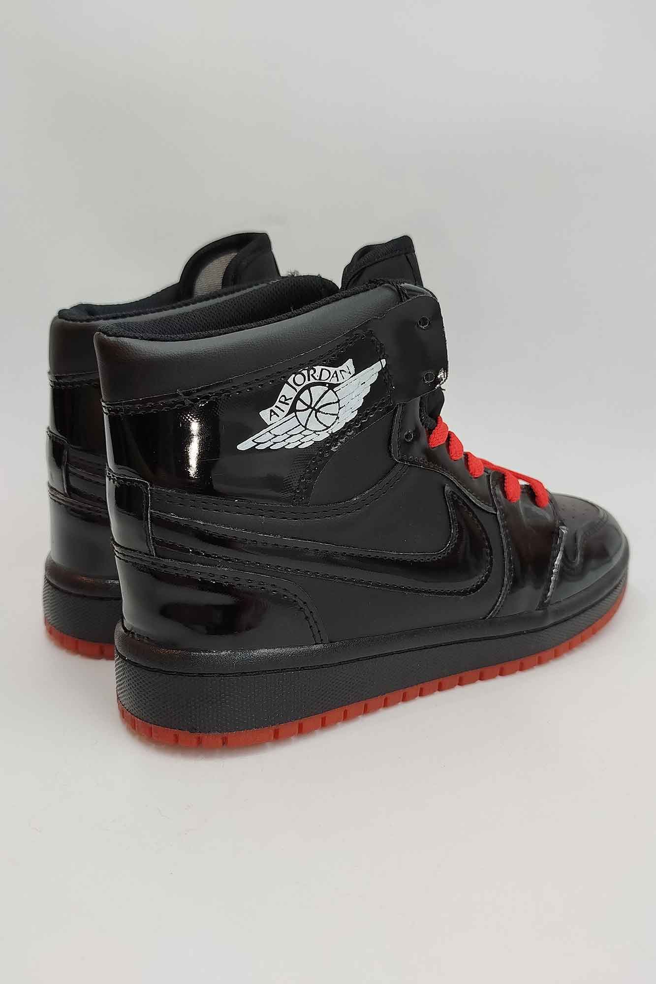 کتانی ساقدار ورنی نایک