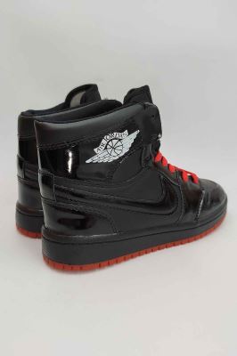 کتانی ساقدار ورنی نایک