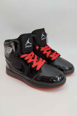 کتانی ساقدار ورنی نایک