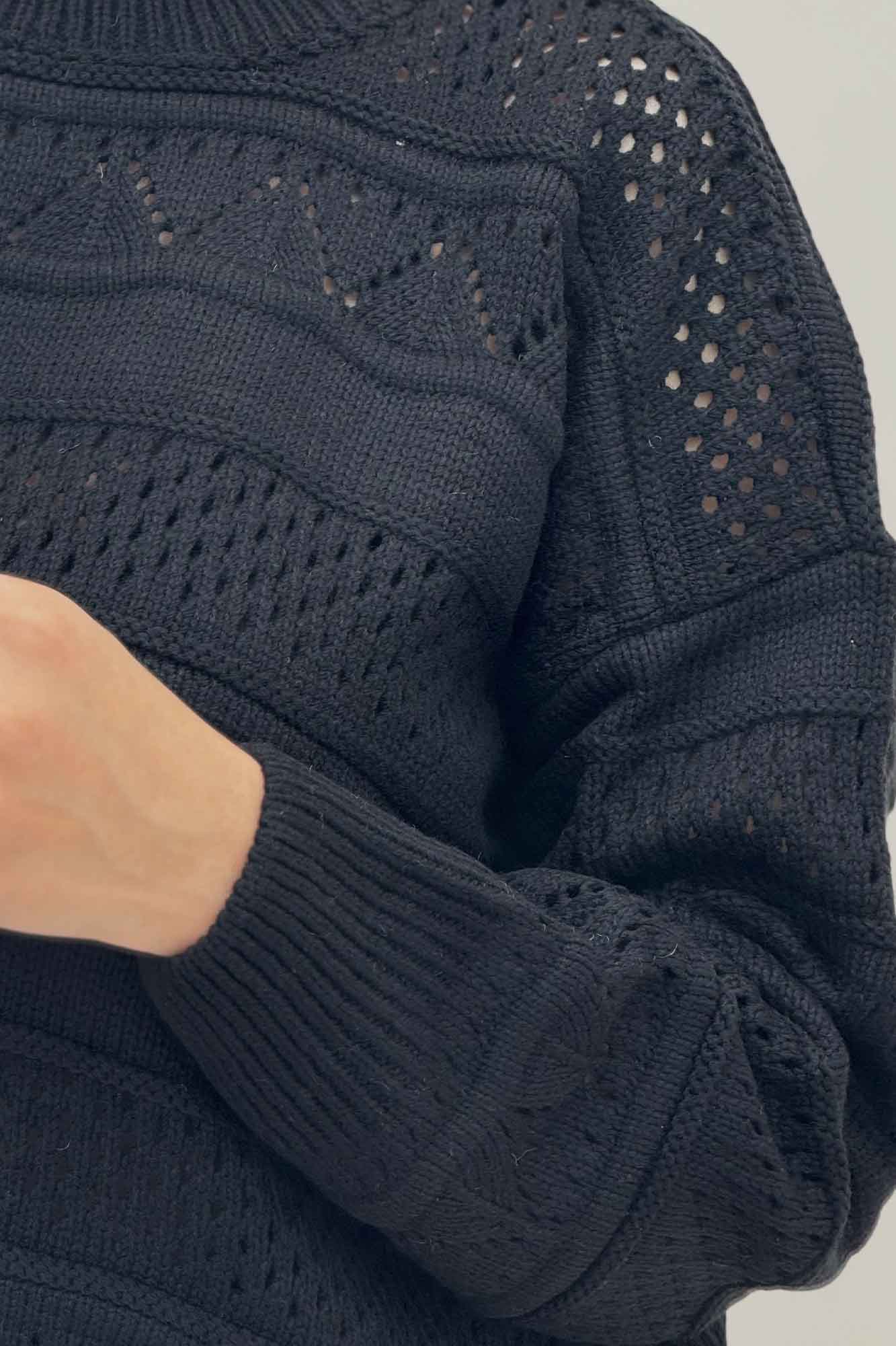 بلوز کراپ بافت طرح تور کد 1012