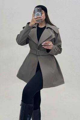 ترنچ کت سانتانا پشت چتری