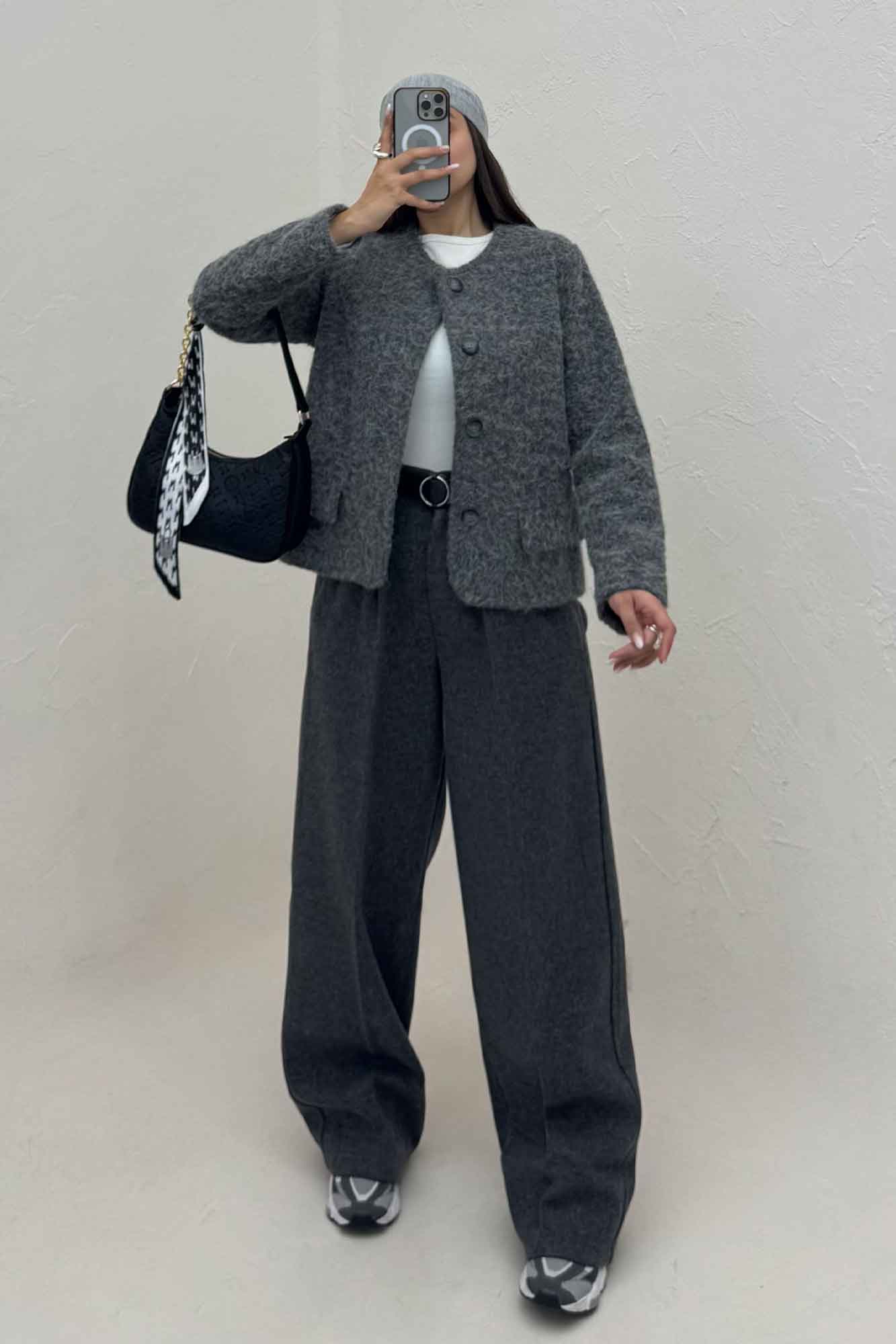 کت ویکتونا یقه گرد آستردار