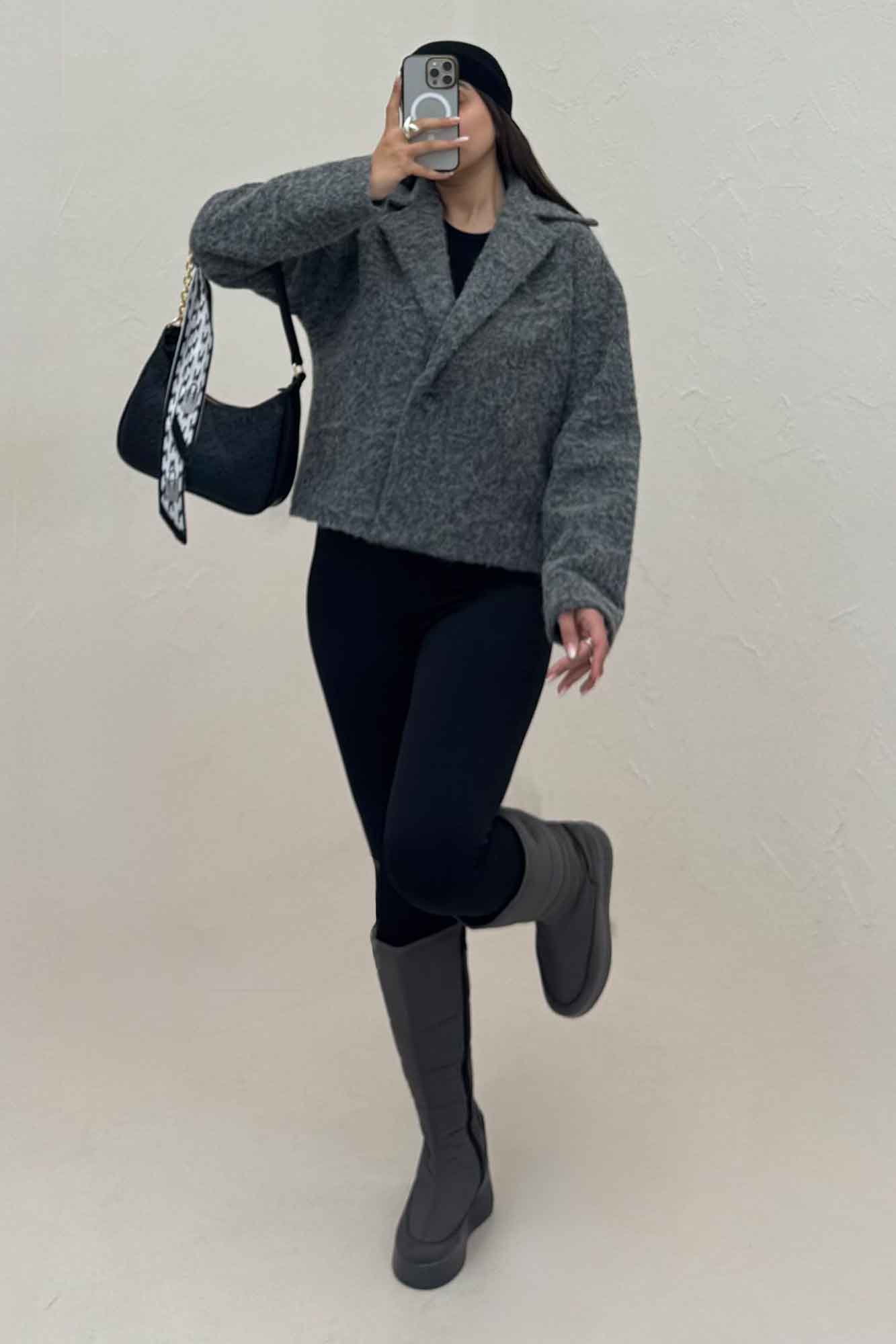 کت ویکتونا آستردار تک دکمه 