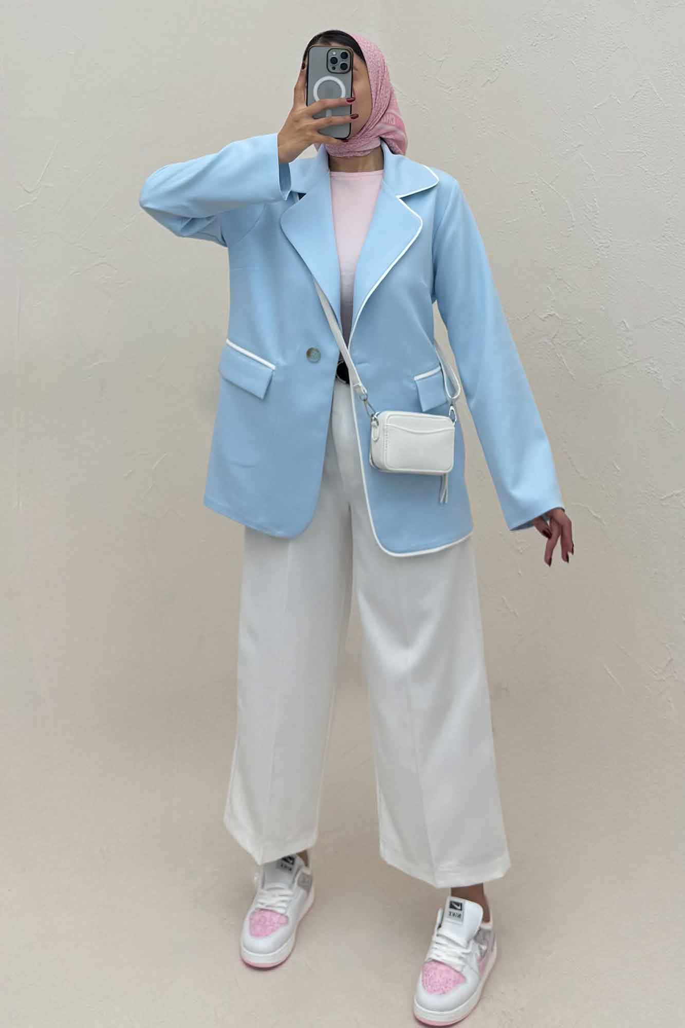 کت مازراتی مغزی دوزی سفید مارکو