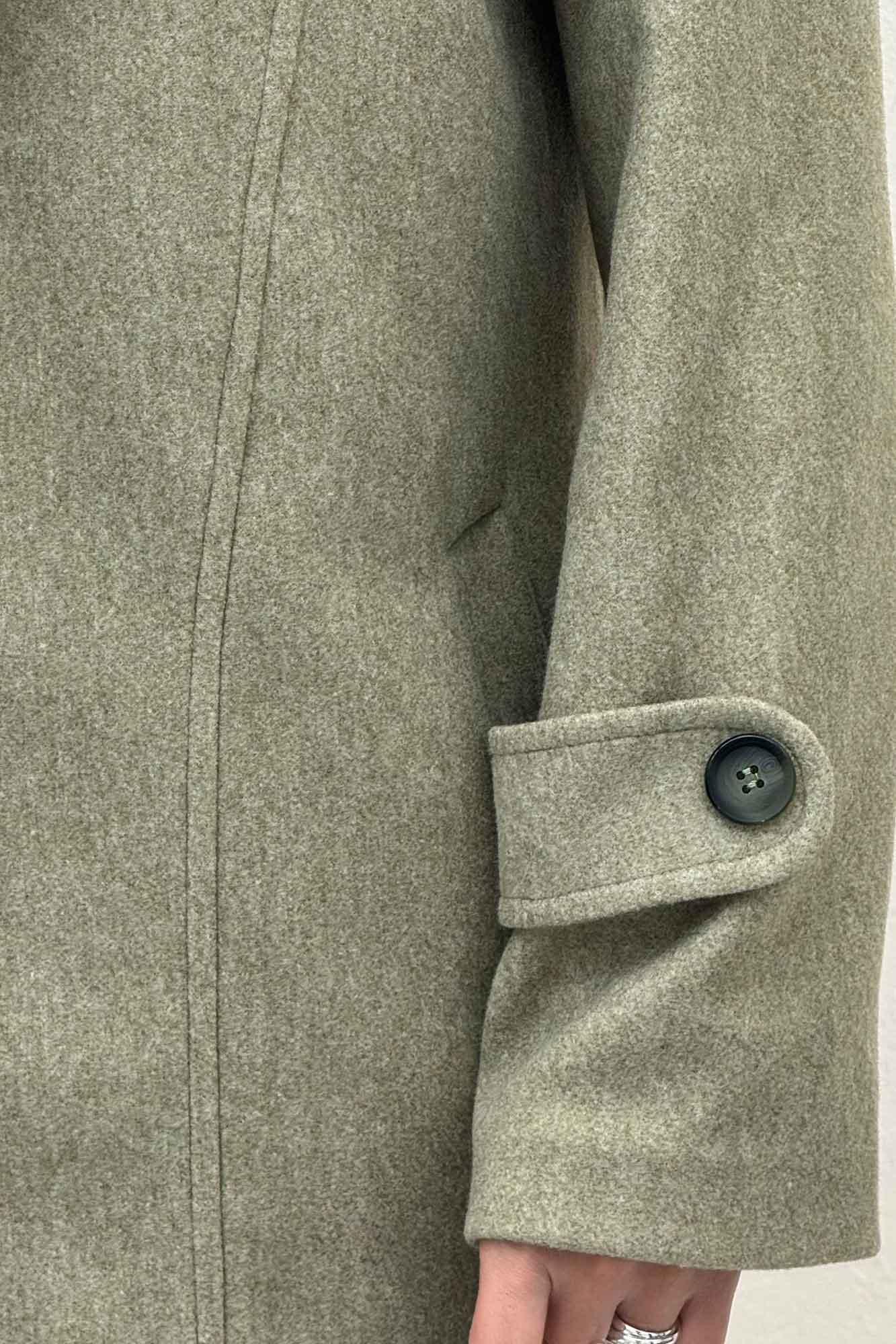 پالتو فوتر یقه متحرک جلو دوخت LONA (آستردار)