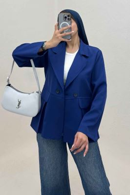 کت مازراتی در جیب پیله لبه کات