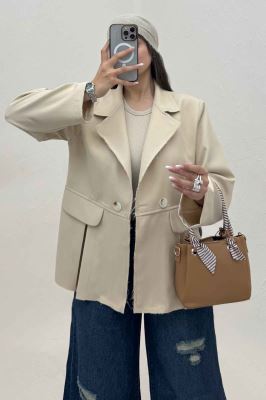 کت مازراتی در جیب پیله لبه کات