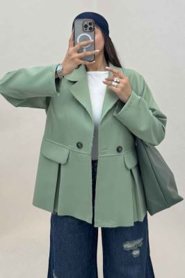 کت مازراتی در جیب پیله لبه کات