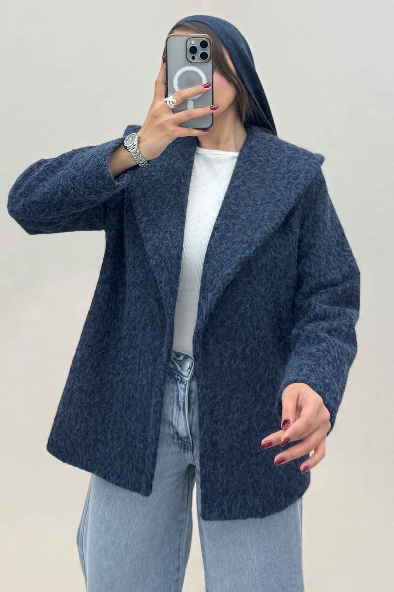 کت ویکتونا آستردار درتا