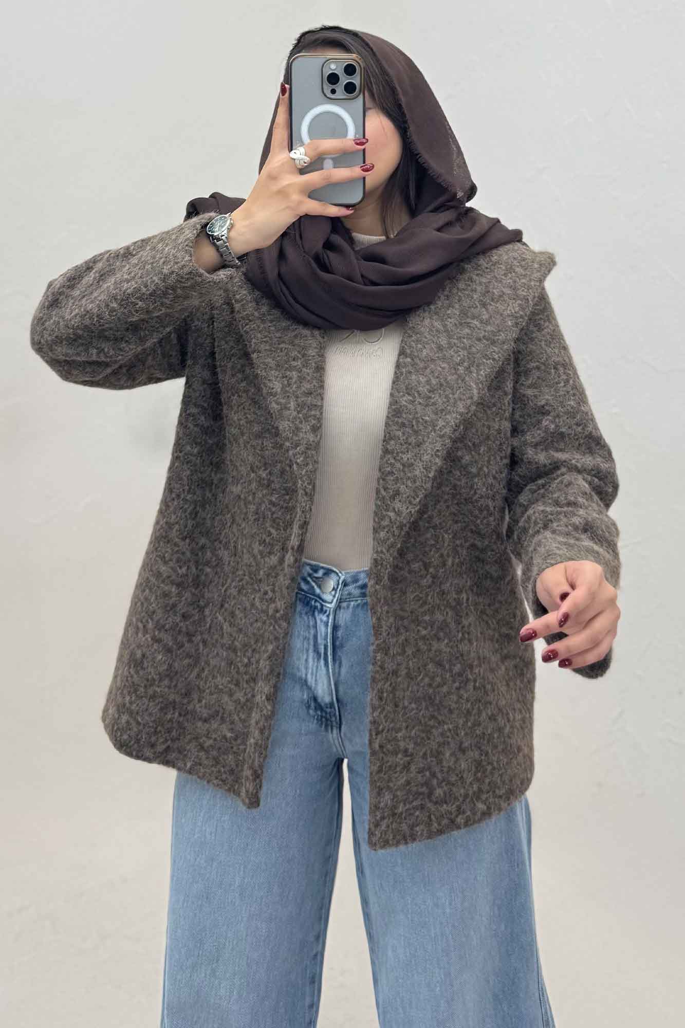 کت ویکتونا آستردار درتا