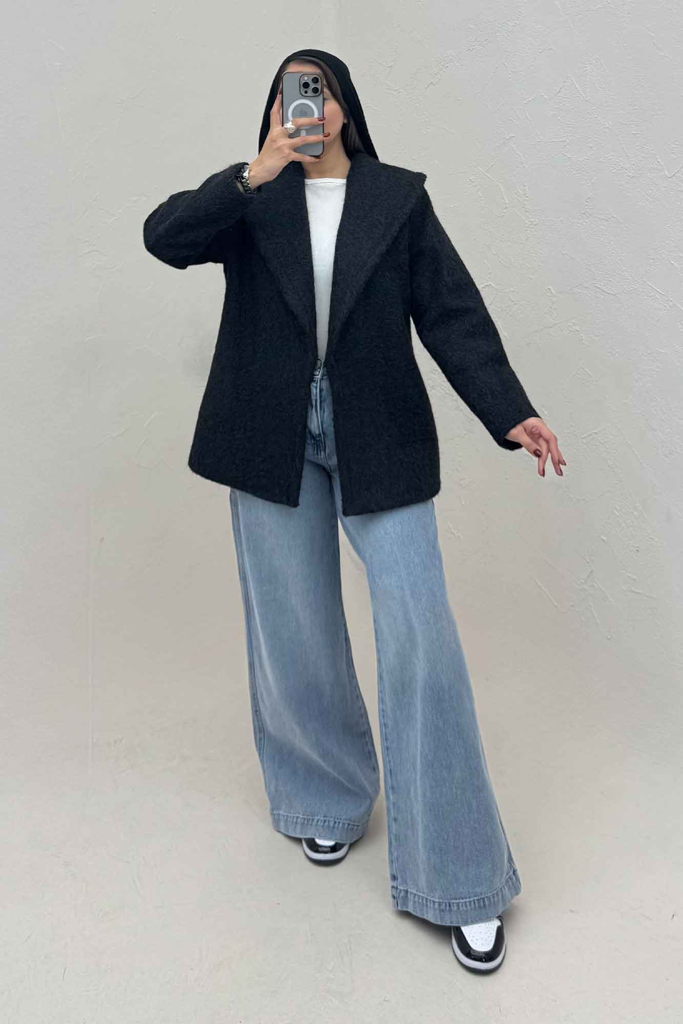 کت ویکتونا آستردار درتا