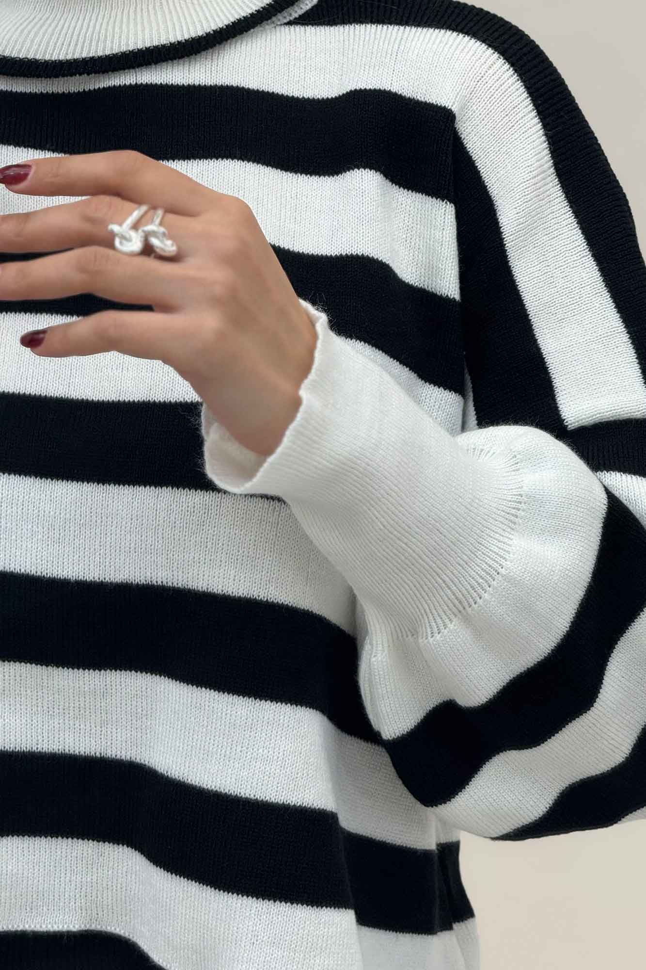 کراپ یقه اسکی آستین کشی