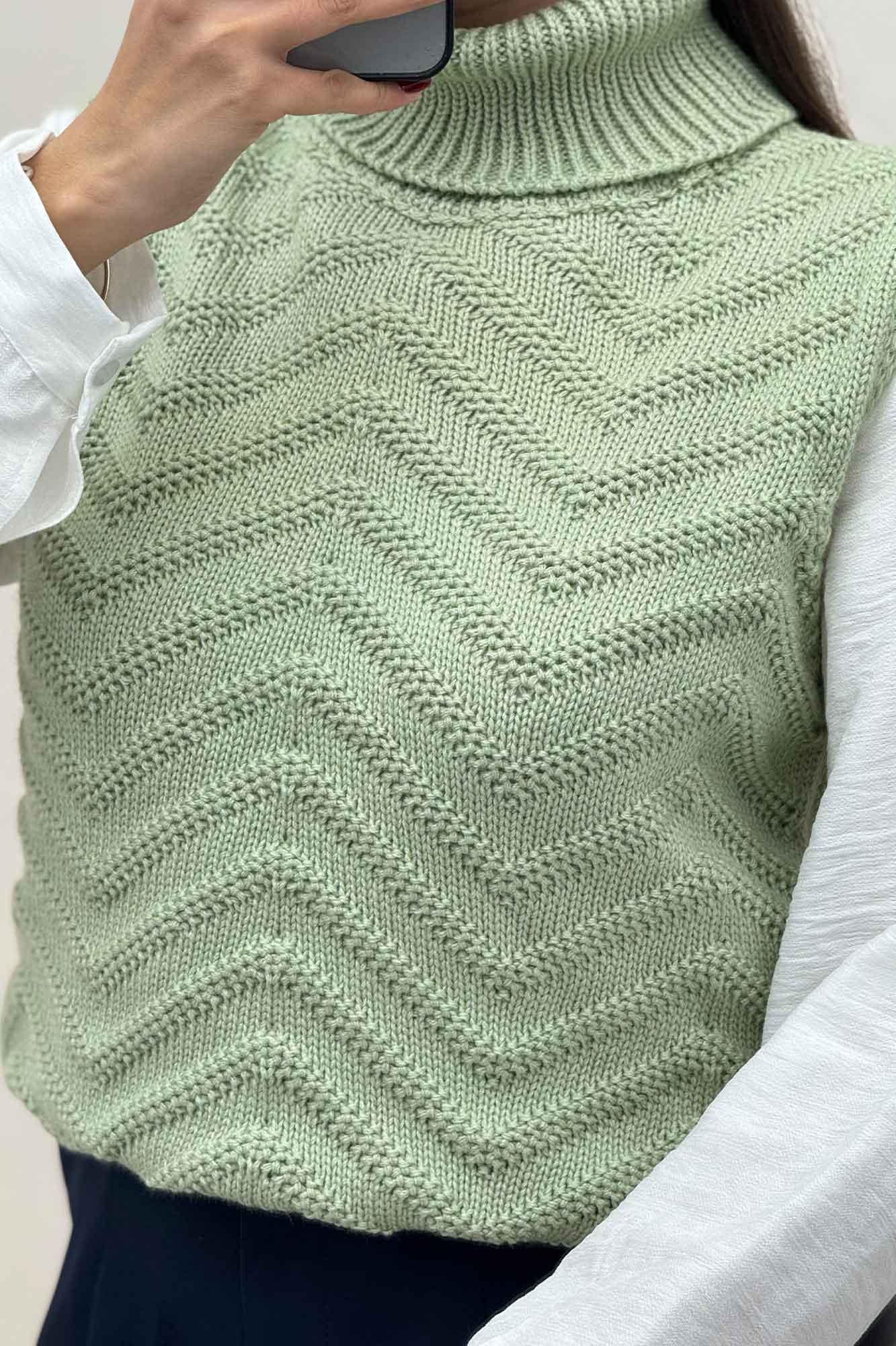 ژیله بافت یقه اسکی طرح زیگزاگ کد 1028