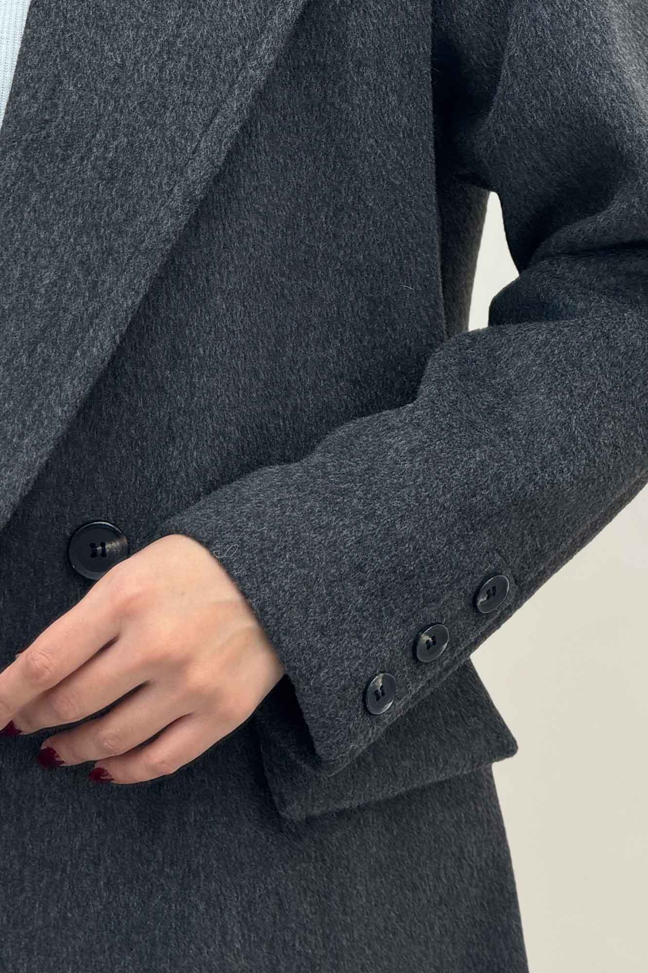 پالتو موهر سه جیب آستردار دو دکمه