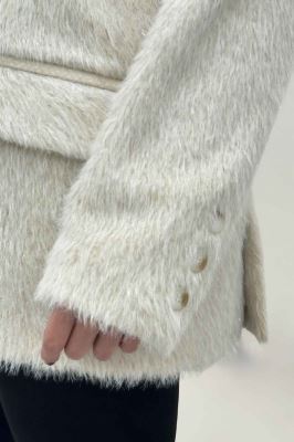 کت آستردار خزشاین پشت چاکدار