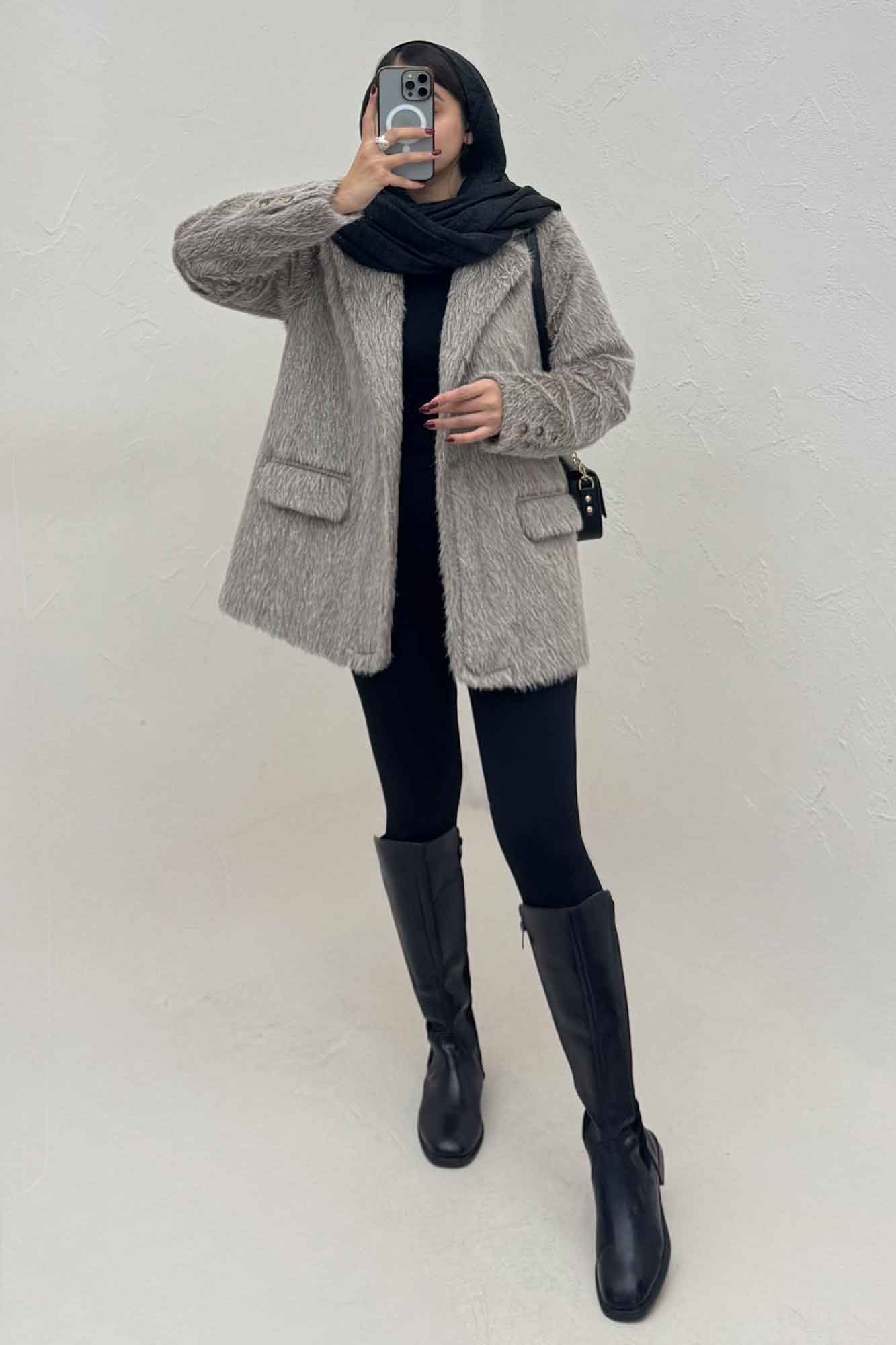 کت آستردار خزشاین پشت چاکدار