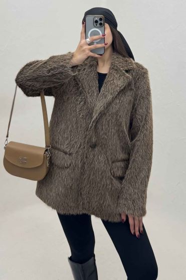 کت آستردار خزشاین پشت چاکدار