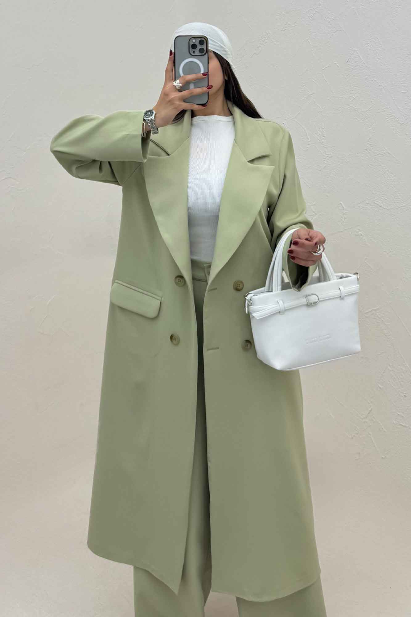 مانتو بلند مازراتی پشت چاکدار