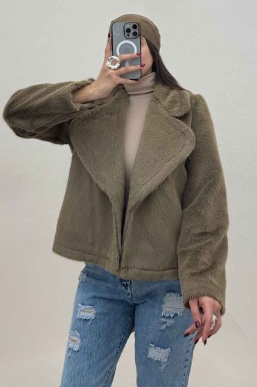 کت پوست آستردار یقه انگلیسی