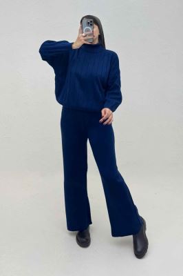 ست بلوز یقه اسکی و شلوار بافت