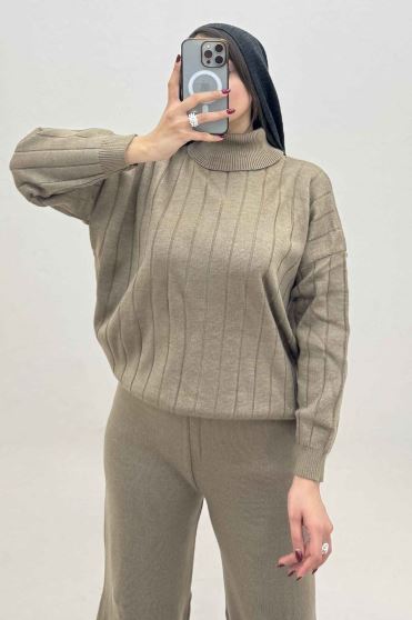 ست بلوز یقه اسکی و شلوار بافت